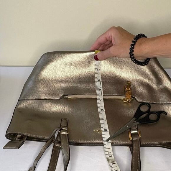 Ralph Lauren Whitby Metallic Gold Leather Tote Shoulder Bag Purse | Classic - Picture 12 of 14